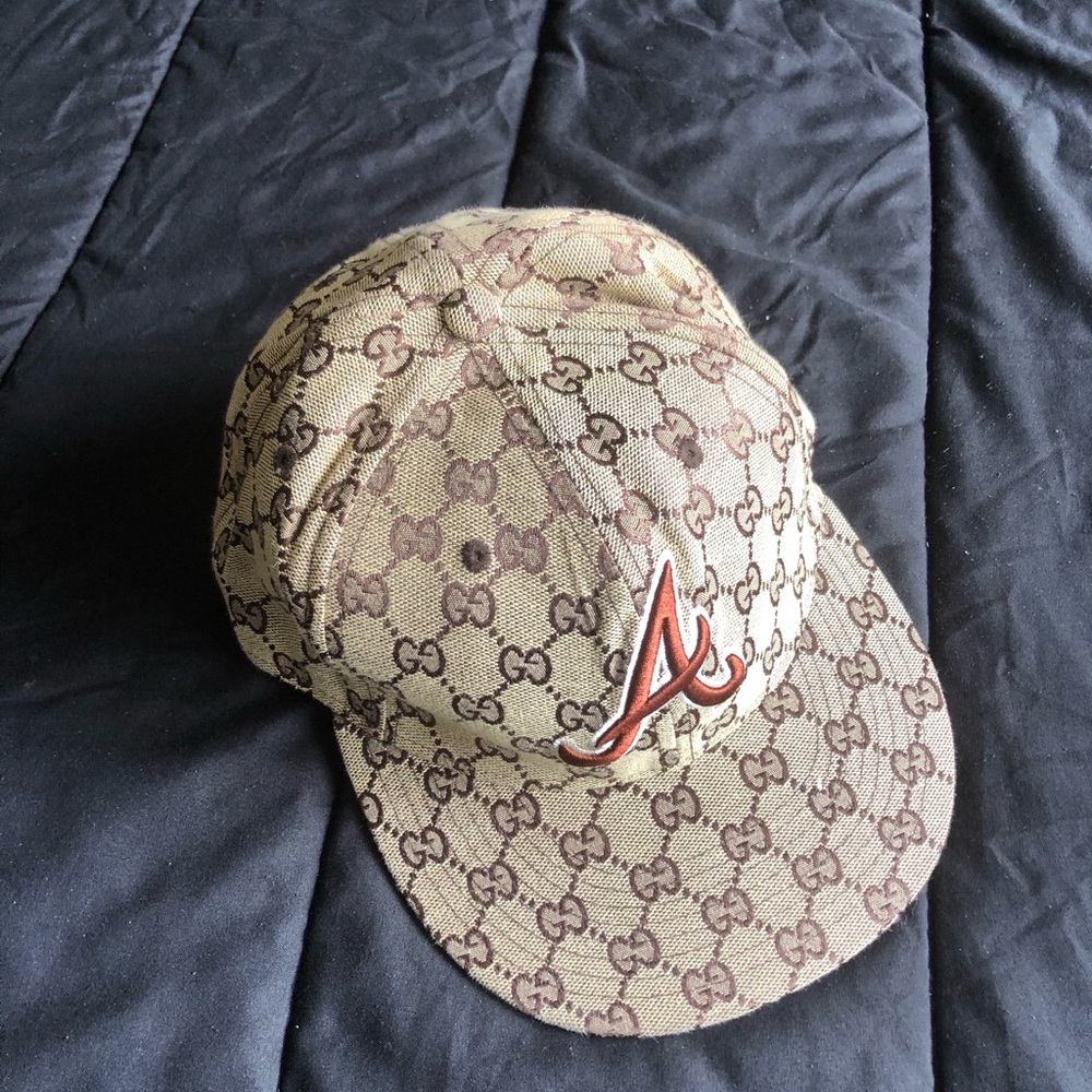 GUCCI FITTED HAT